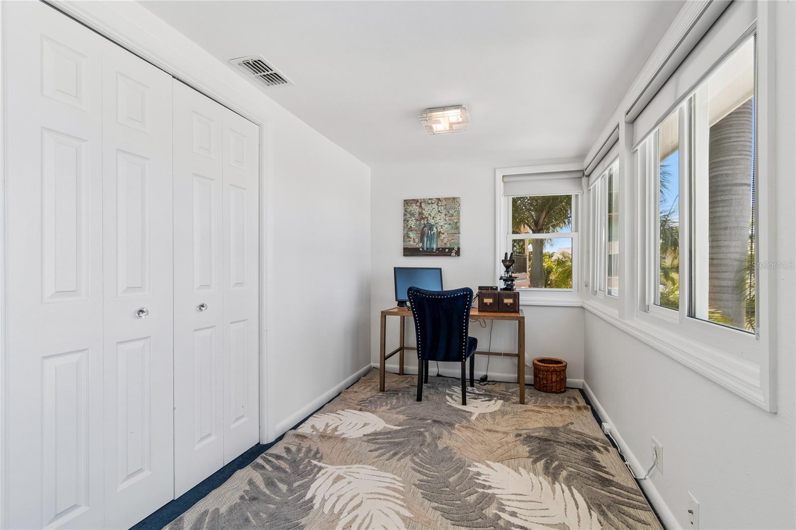 104 KLOSTERMAN ROAD W, Palm Harbor, FL 34683