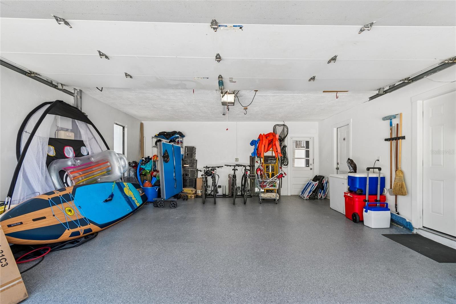 104 KLOSTERMAN ROAD W, Palm Harbor, FL 34683