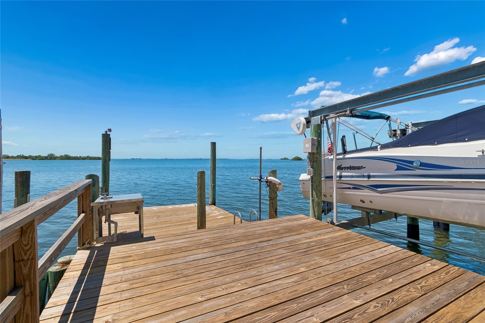 104 KLOSTERMAN ROAD W, Palm Harbor, FL 34683