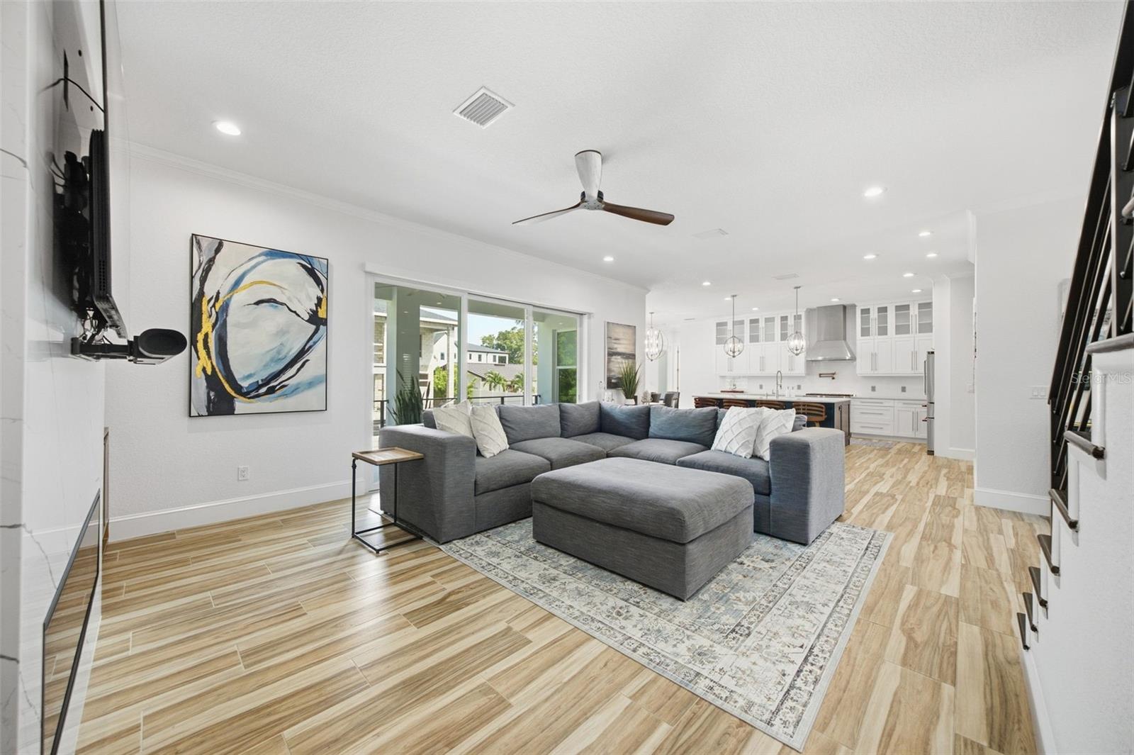 4835 W BAY VILLA AVENUE, Tampa, FL 33611