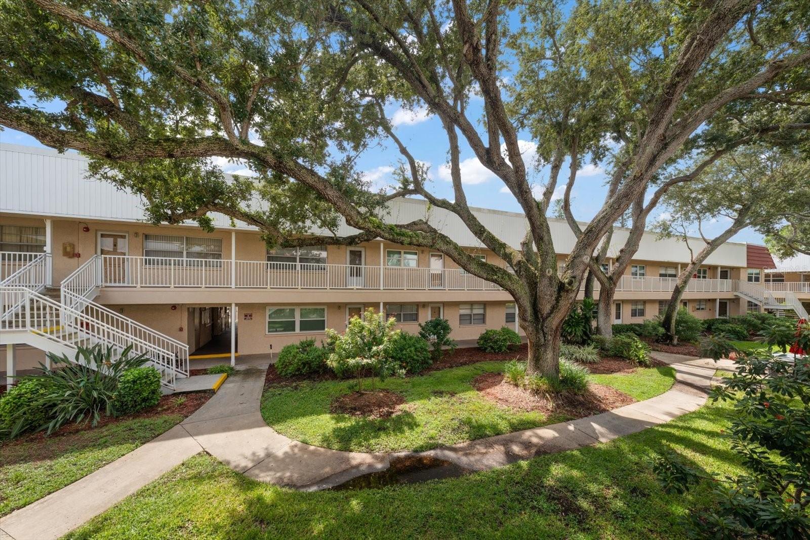 10037 62ND TERRACE N, #18, St Petersburg, FL 33708
