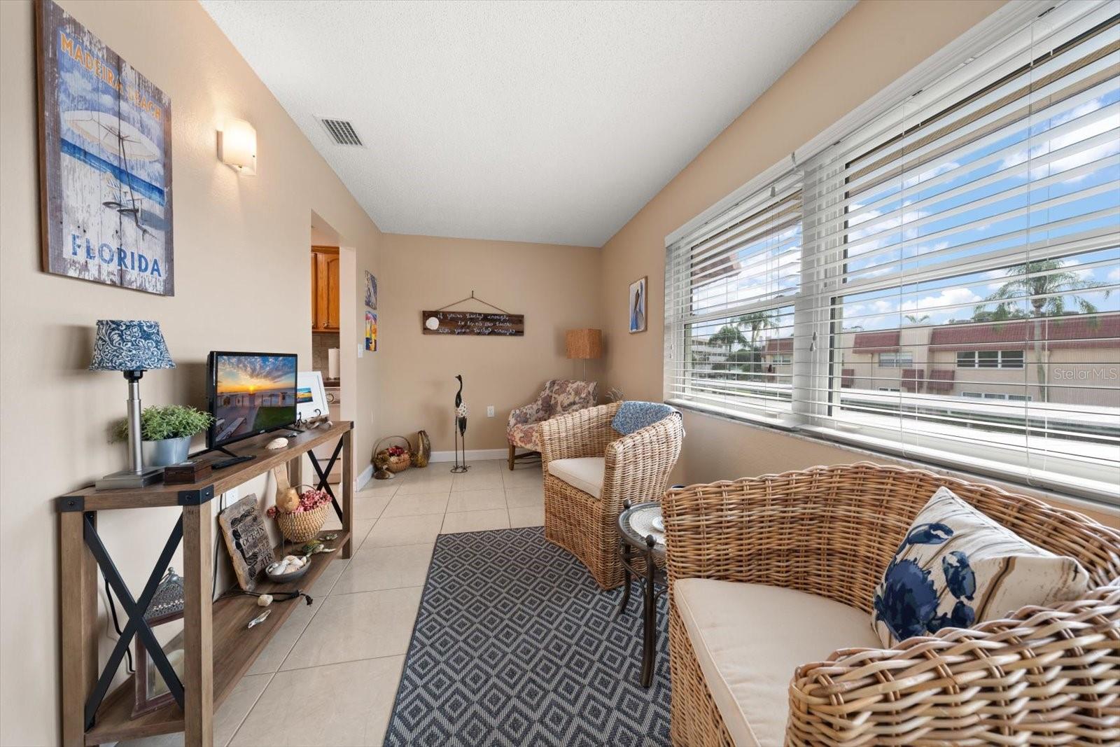 10037 62ND TERRACE N, #18, St Petersburg, FL 33708