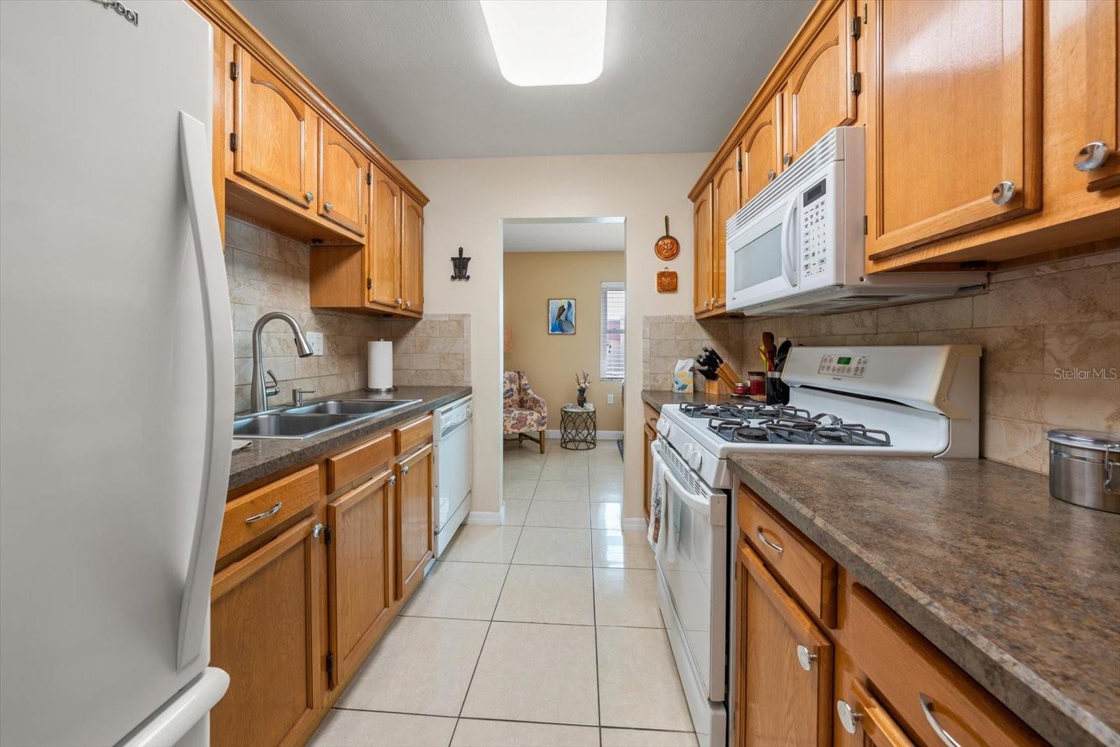 10037 62ND TERRACE N, #18, St Petersburg, FL 33708