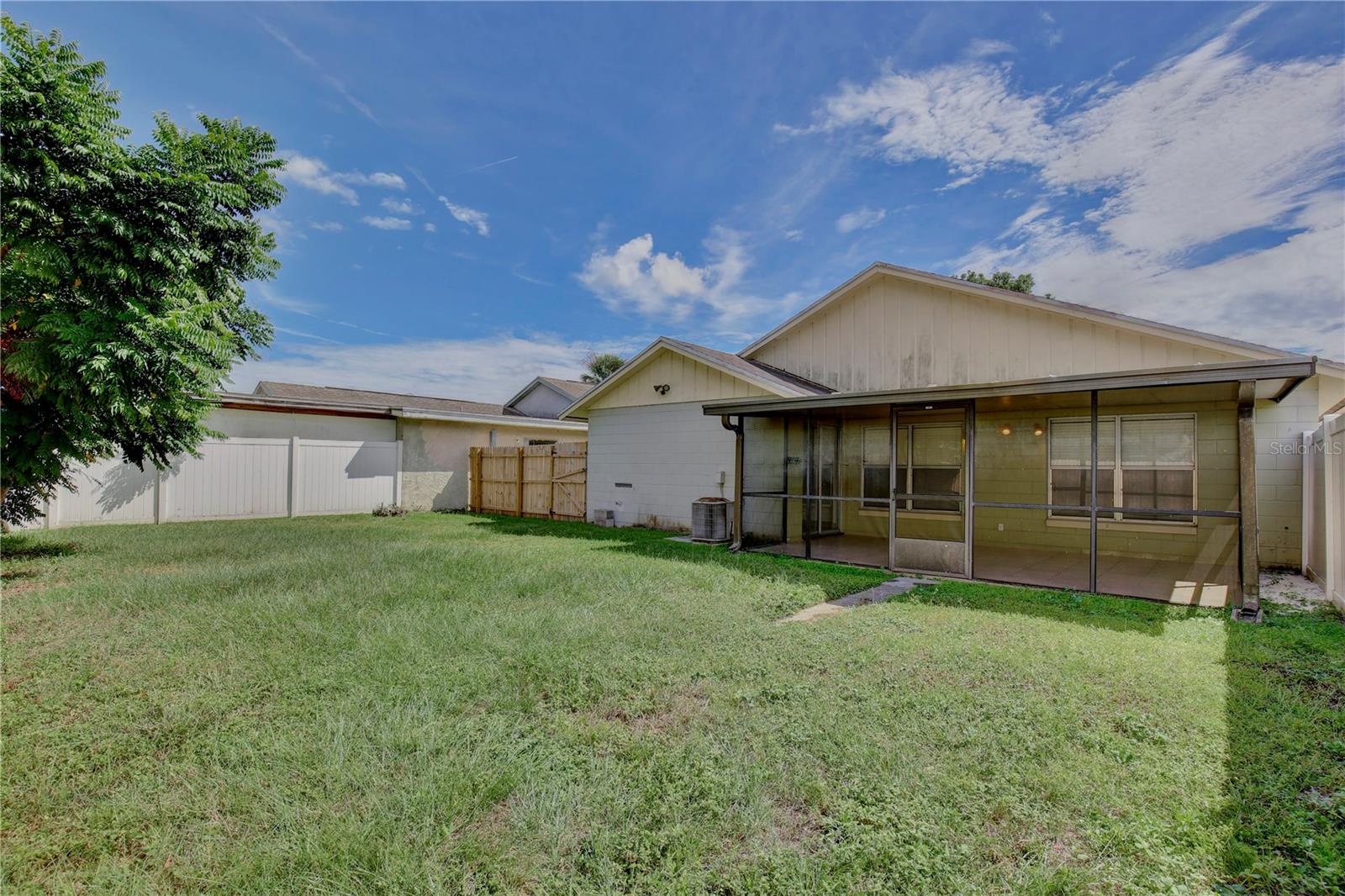 2067 PAPRIKA DRIVE, Orlando, FL 32837
