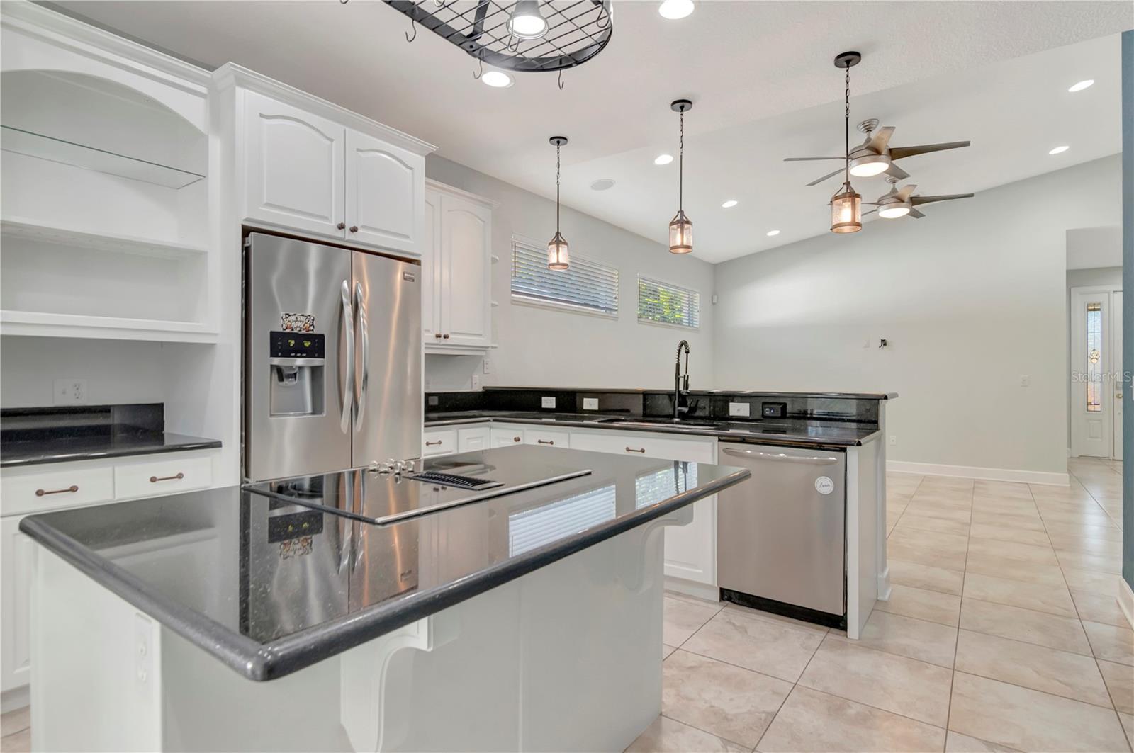 3816 W ESTRELLA STREET, Tampa, FL 33629