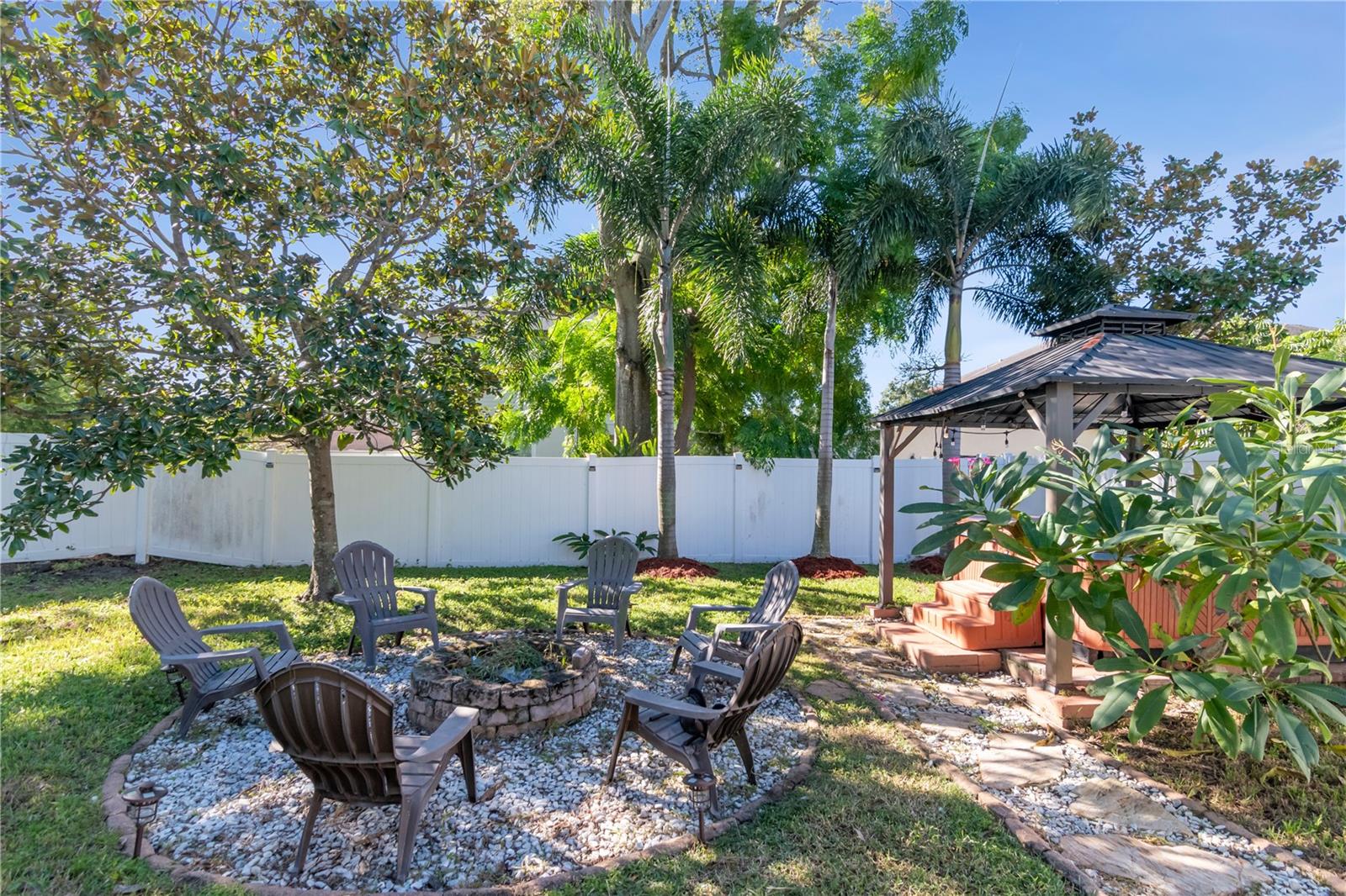 3816 W ESTRELLA STREET, Tampa, FL 33629