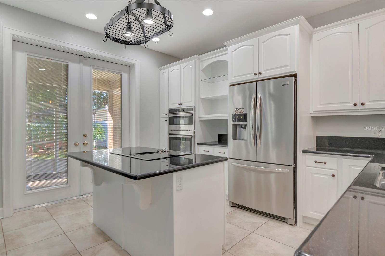 3816 W ESTRELLA STREET, Tampa, FL 33629