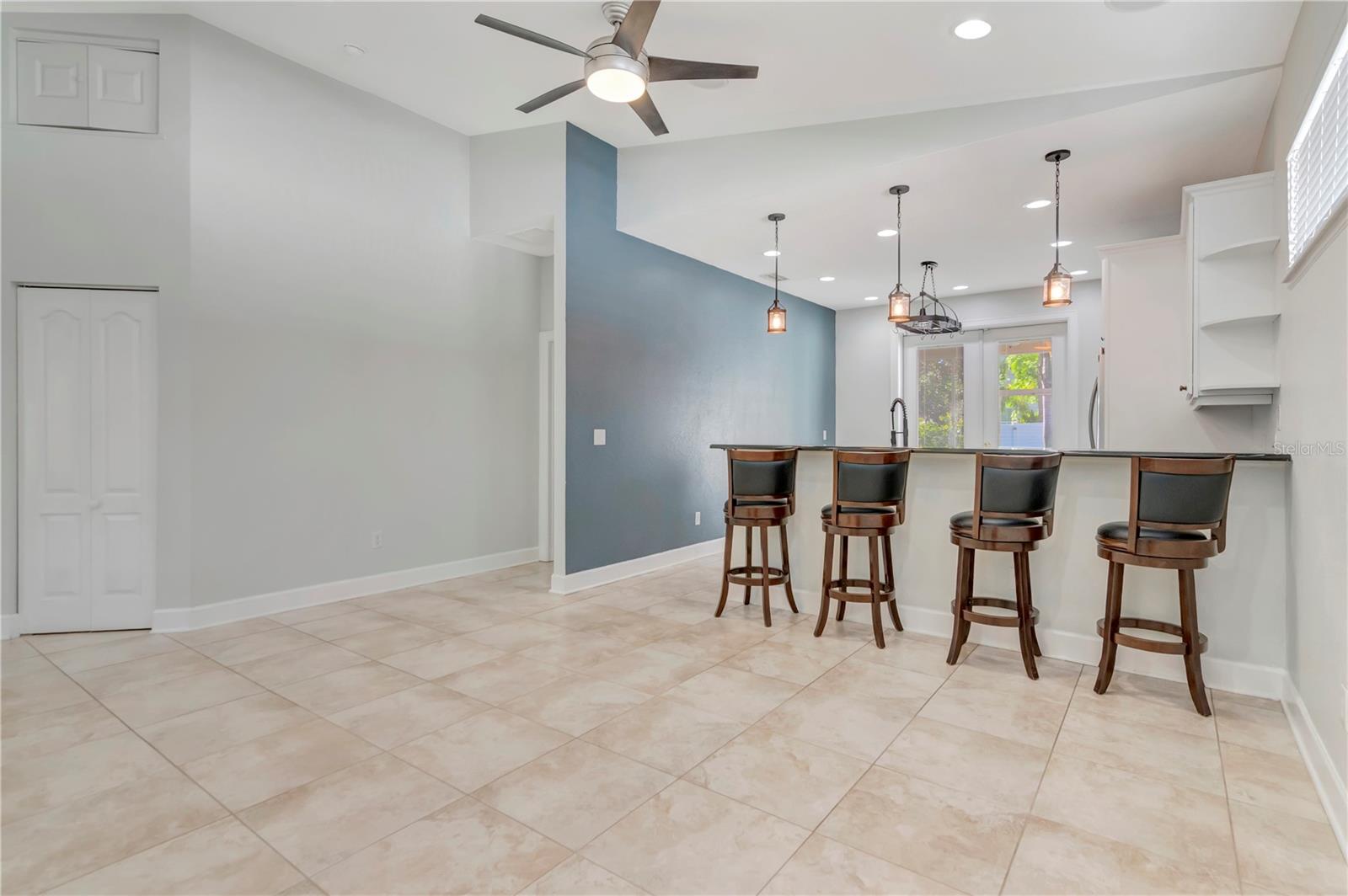 3816 W ESTRELLA STREET, Tampa, FL 33629