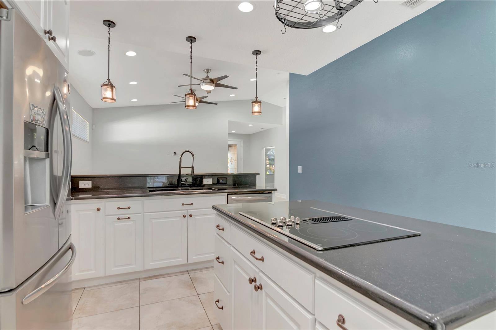 3816 W ESTRELLA STREET, Tampa, FL 33629