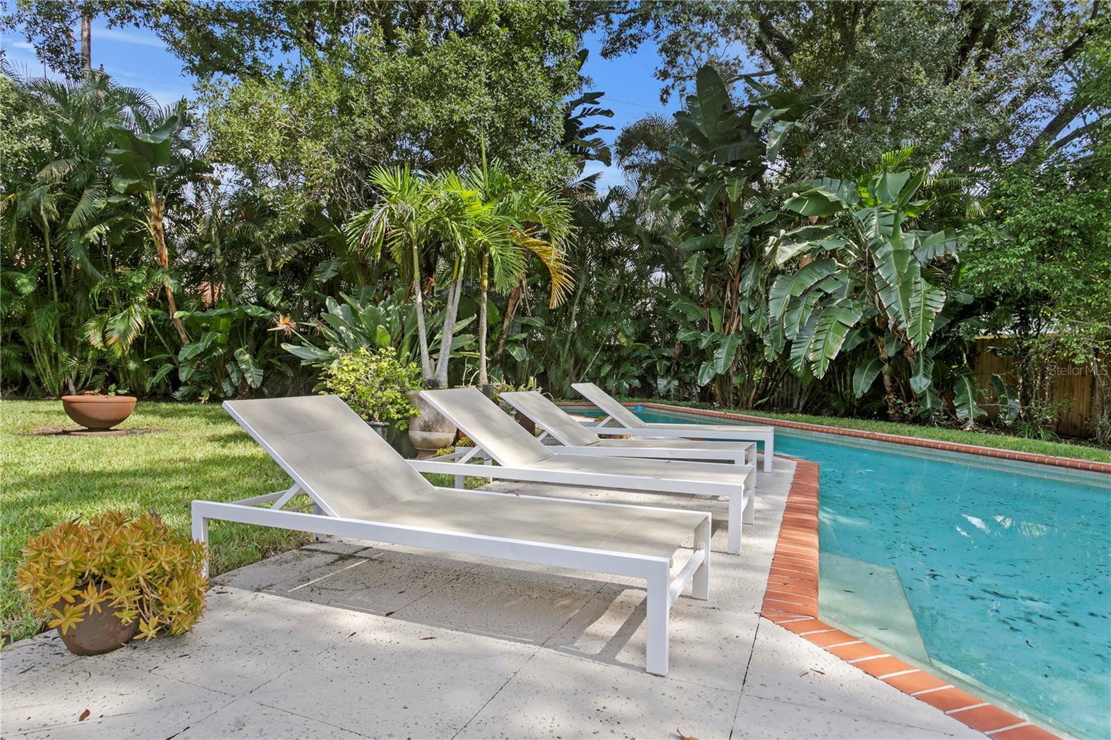 3209 W PARKLAND BOULEVARD, Tampa, FL 33609