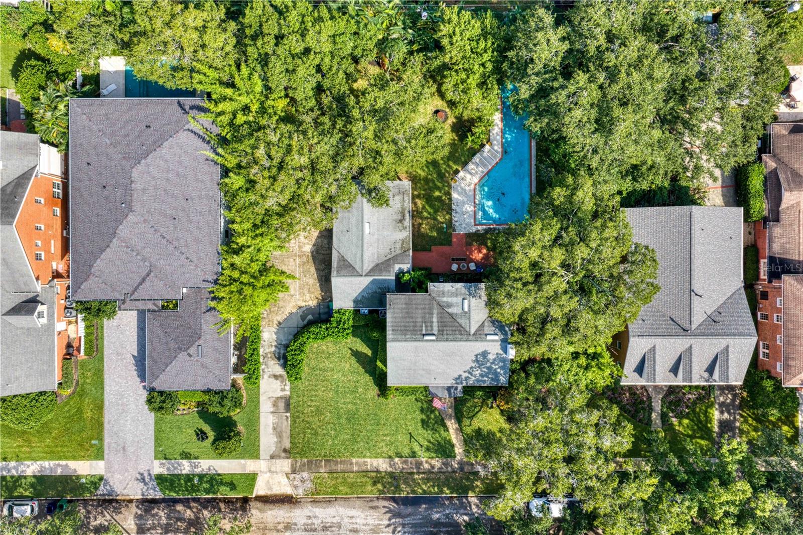 3209 W PARKLAND BOULEVARD, Tampa, FL 33609