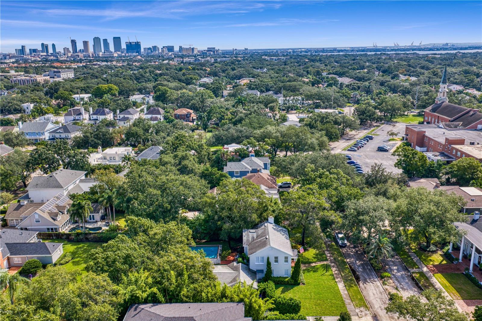 3209 W PARKLAND BOULEVARD, Tampa, FL 33609
