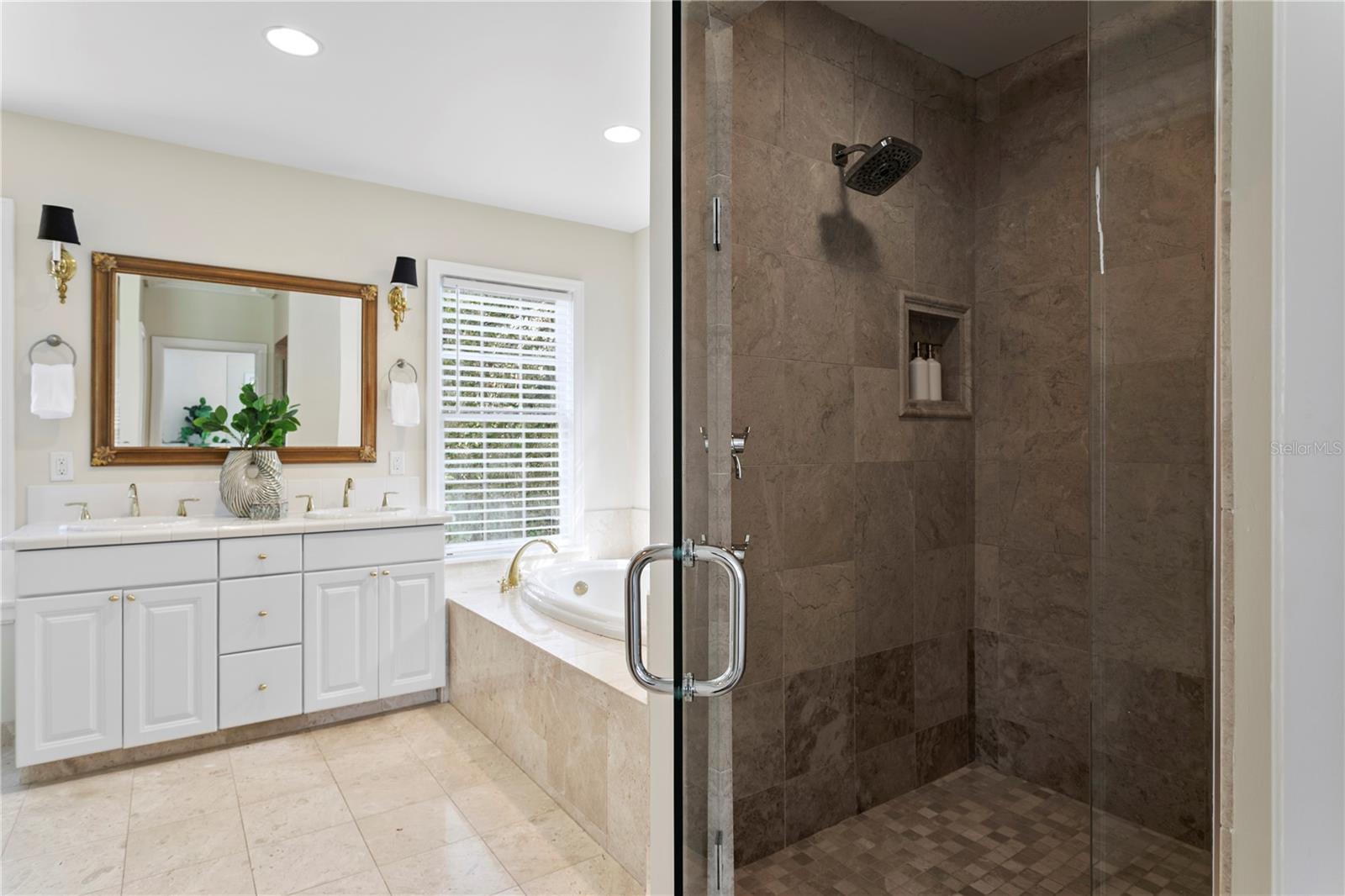 3209 W PARKLAND BOULEVARD, Tampa, FL 33609