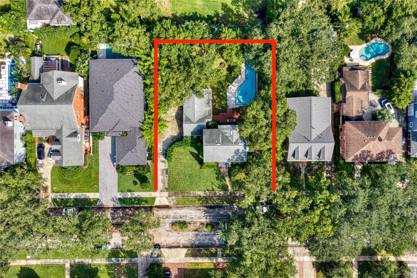 3209 W PARKLAND BOULEVARD, Tampa, FL 33609