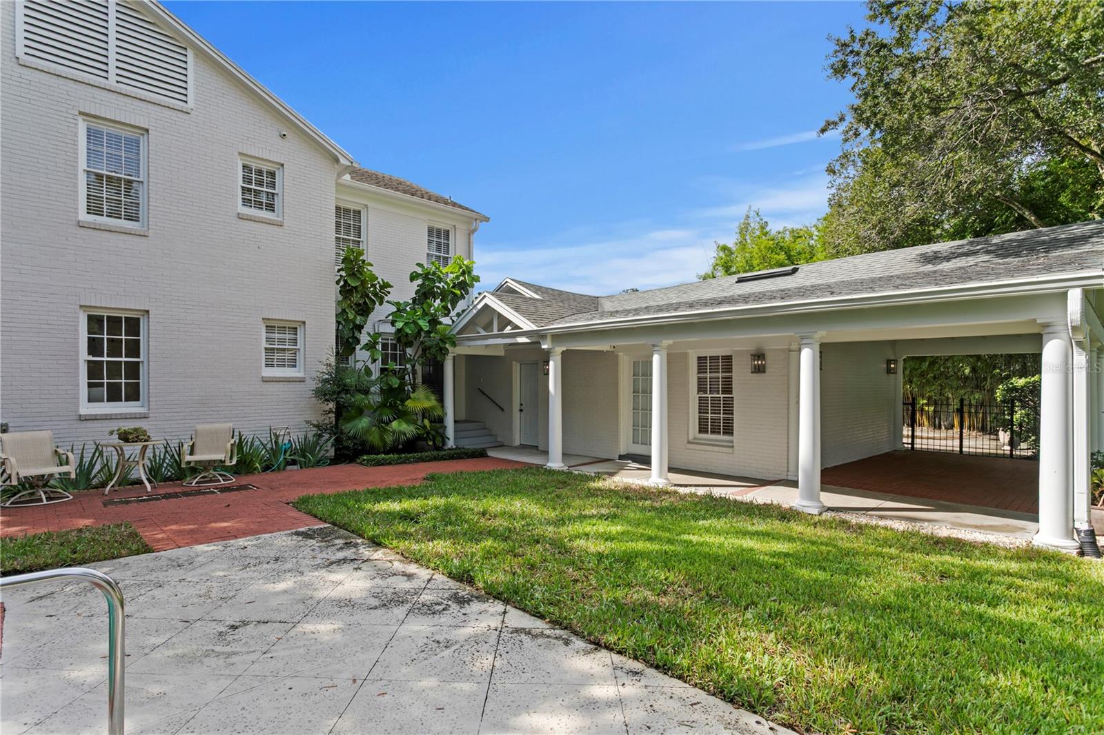 3209 W PARKLAND BOULEVARD, Tampa, FL 33609
