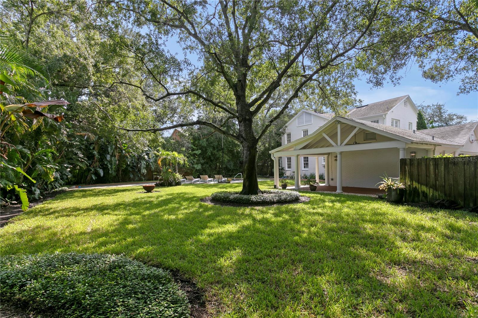 3209 W PARKLAND BOULEVARD, Tampa, FL 33609