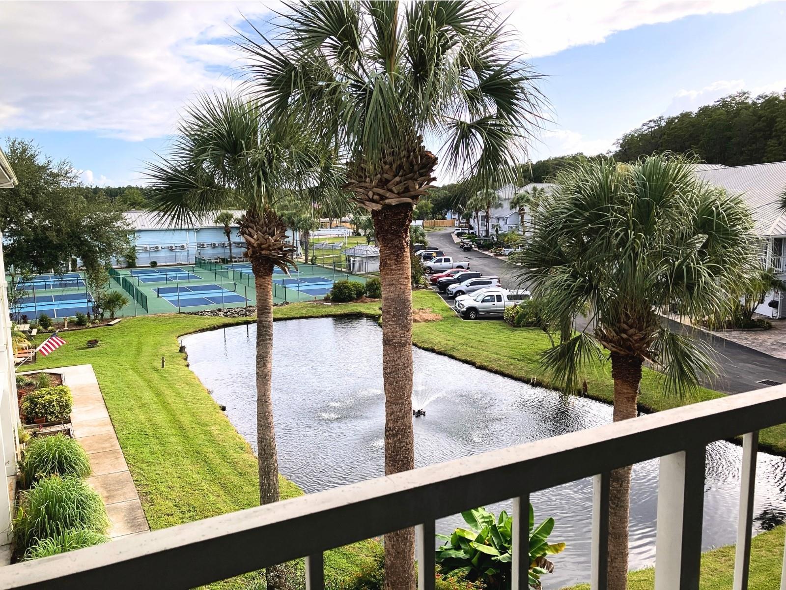 2164 VISTA DEL SOL CIRCLE, #523, Lutz, FL 33558