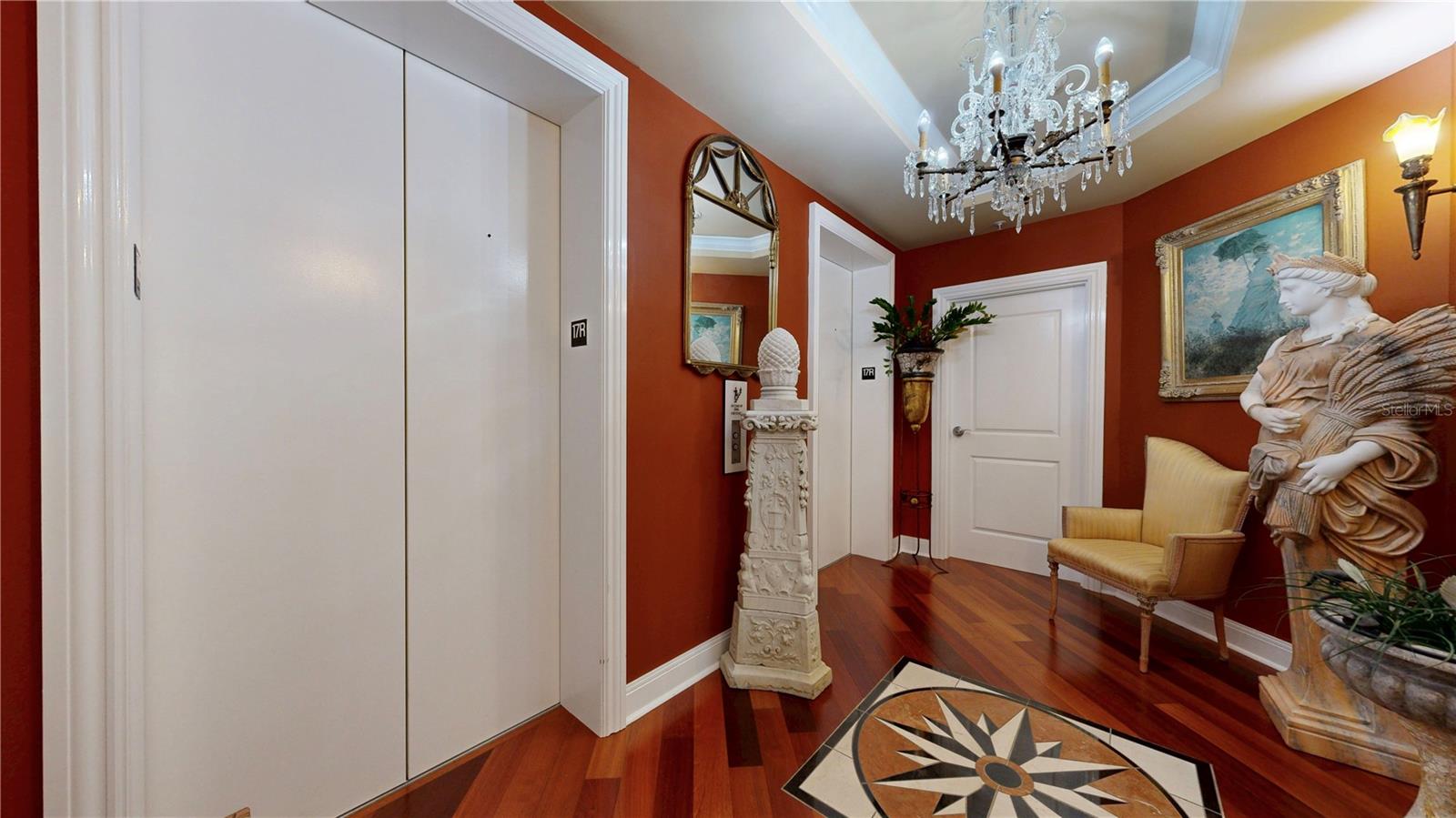 450 KNIGHTS RUN AVENUE, #1701, Tampa, FL 33602