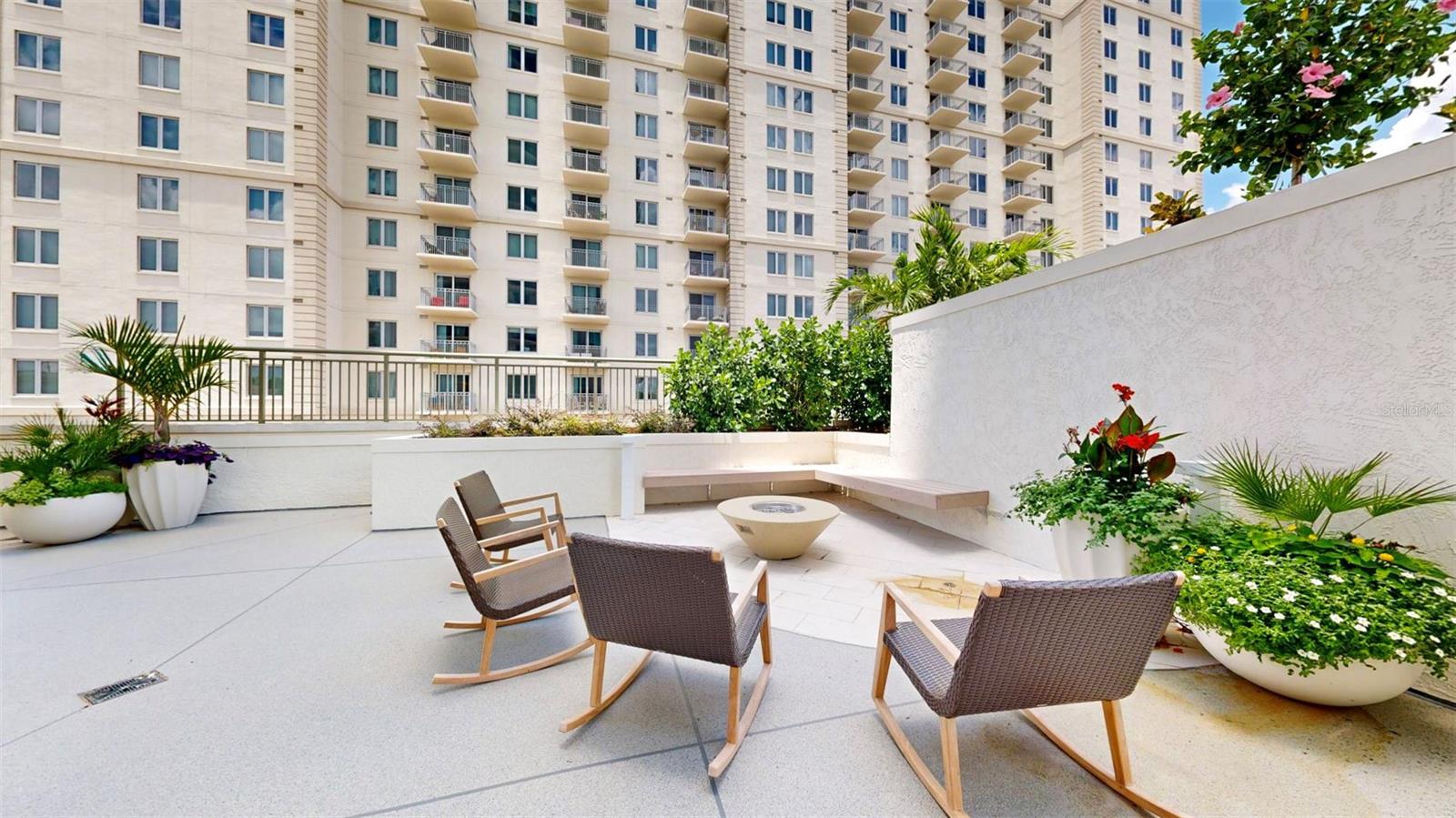 450 KNIGHTS RUN AVENUE, #1701, Tampa, FL 33602