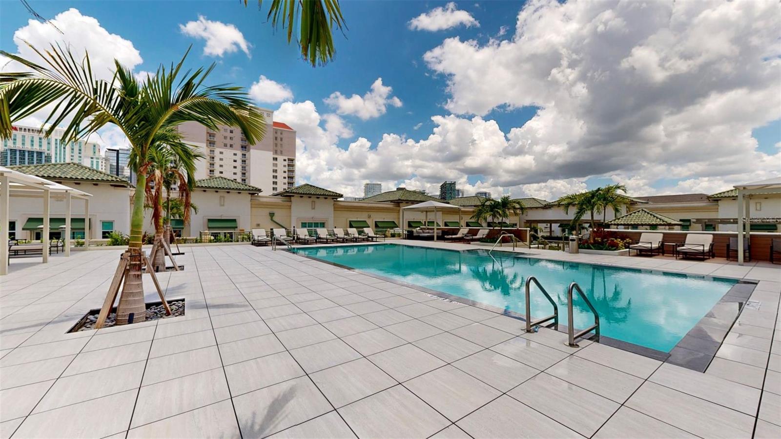 450 KNIGHTS RUN AVENUE, #1701, Tampa, FL 33602