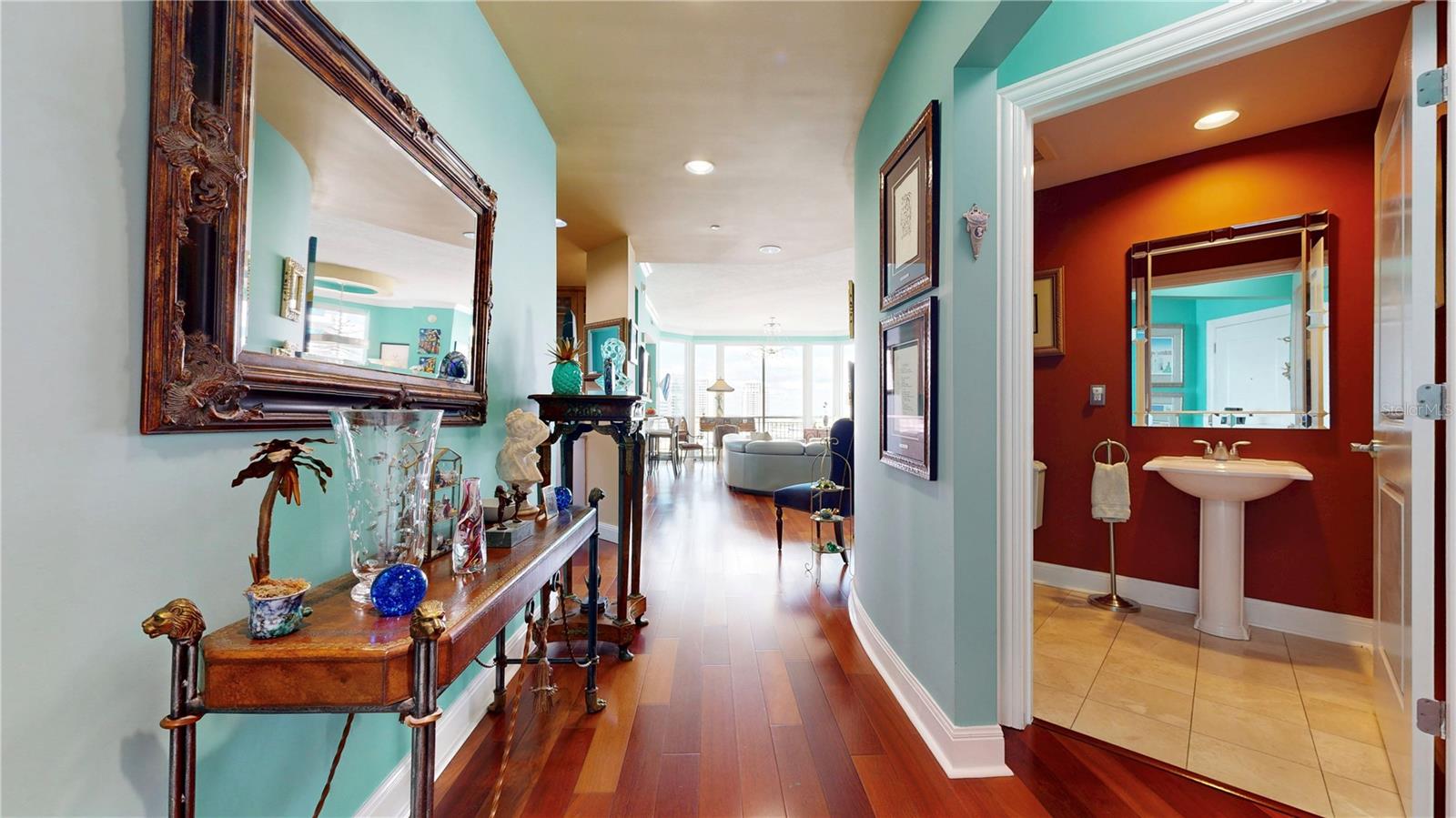450 KNIGHTS RUN AVENUE, #1701, Tampa, FL 33602