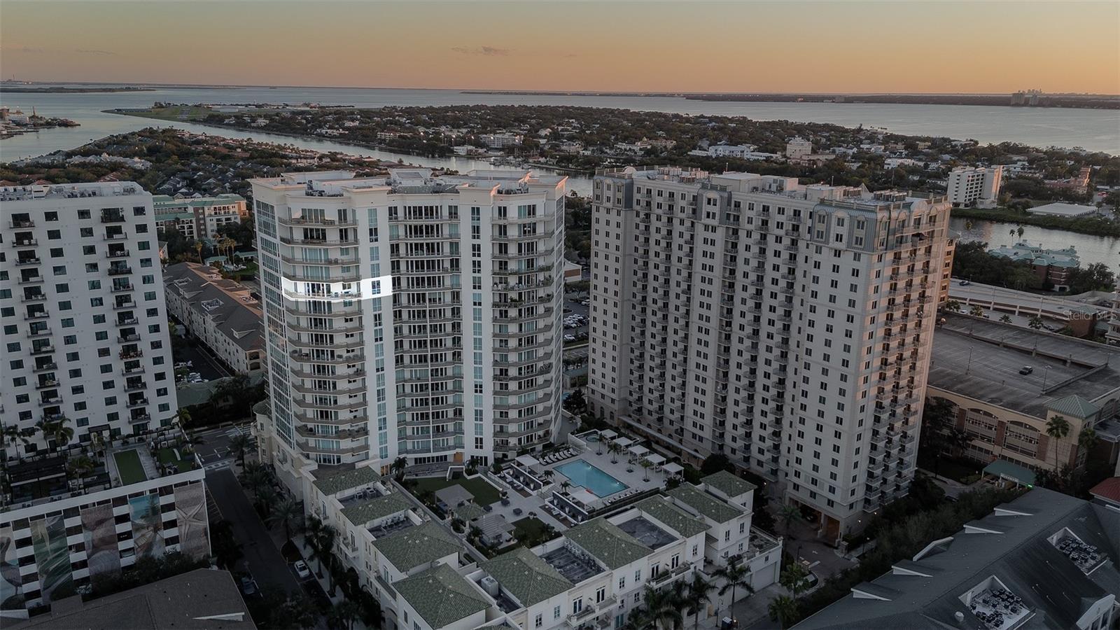 450 KNIGHTS RUN AVENUE, #1701, Tampa, FL 33602