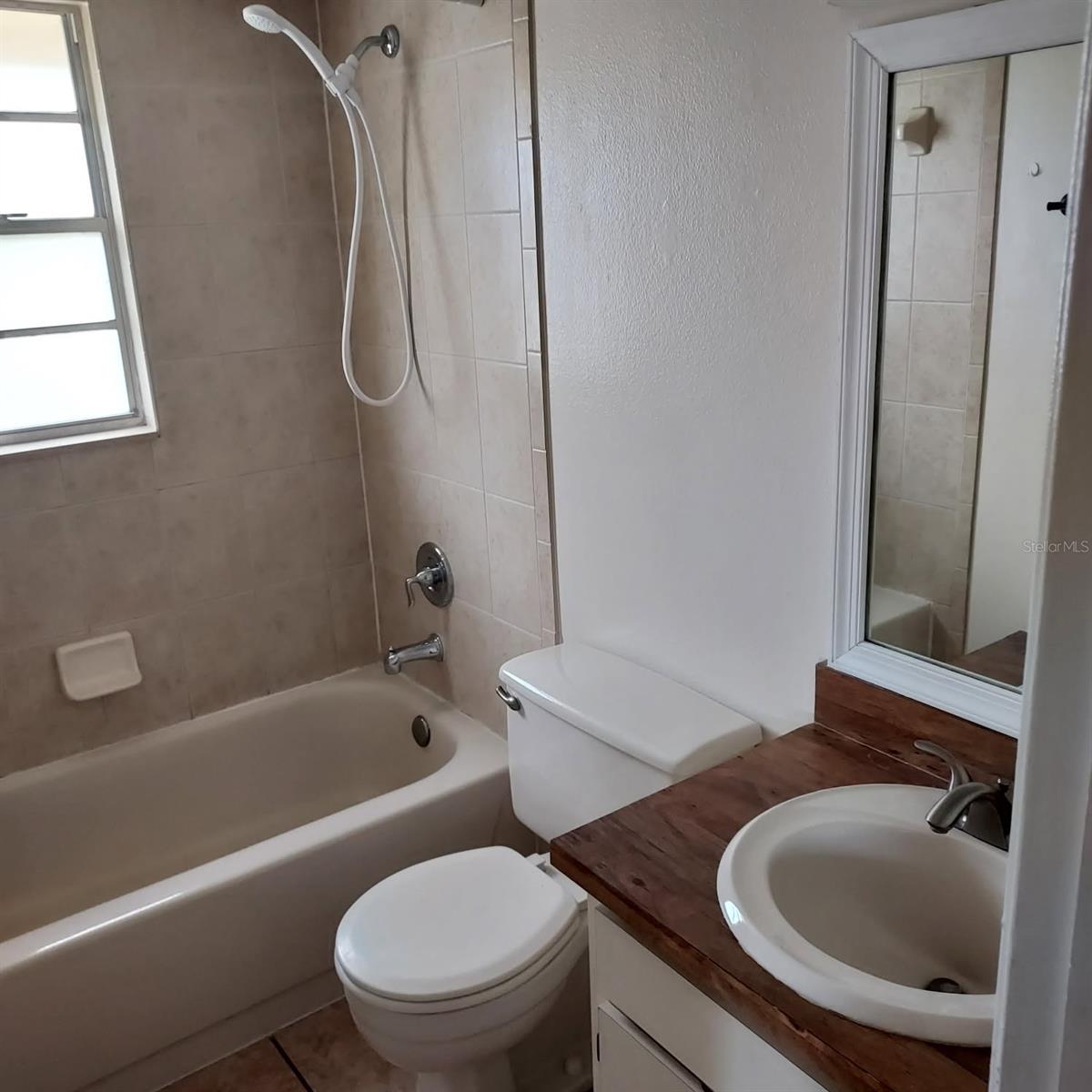 5205 DUBLIN PLACE, Tampa, FL 33624