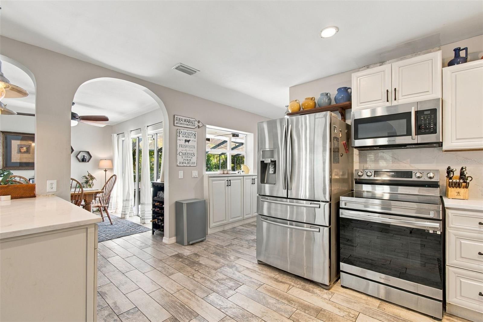 1889 BUGLE LANE, Clearwater, FL 33764