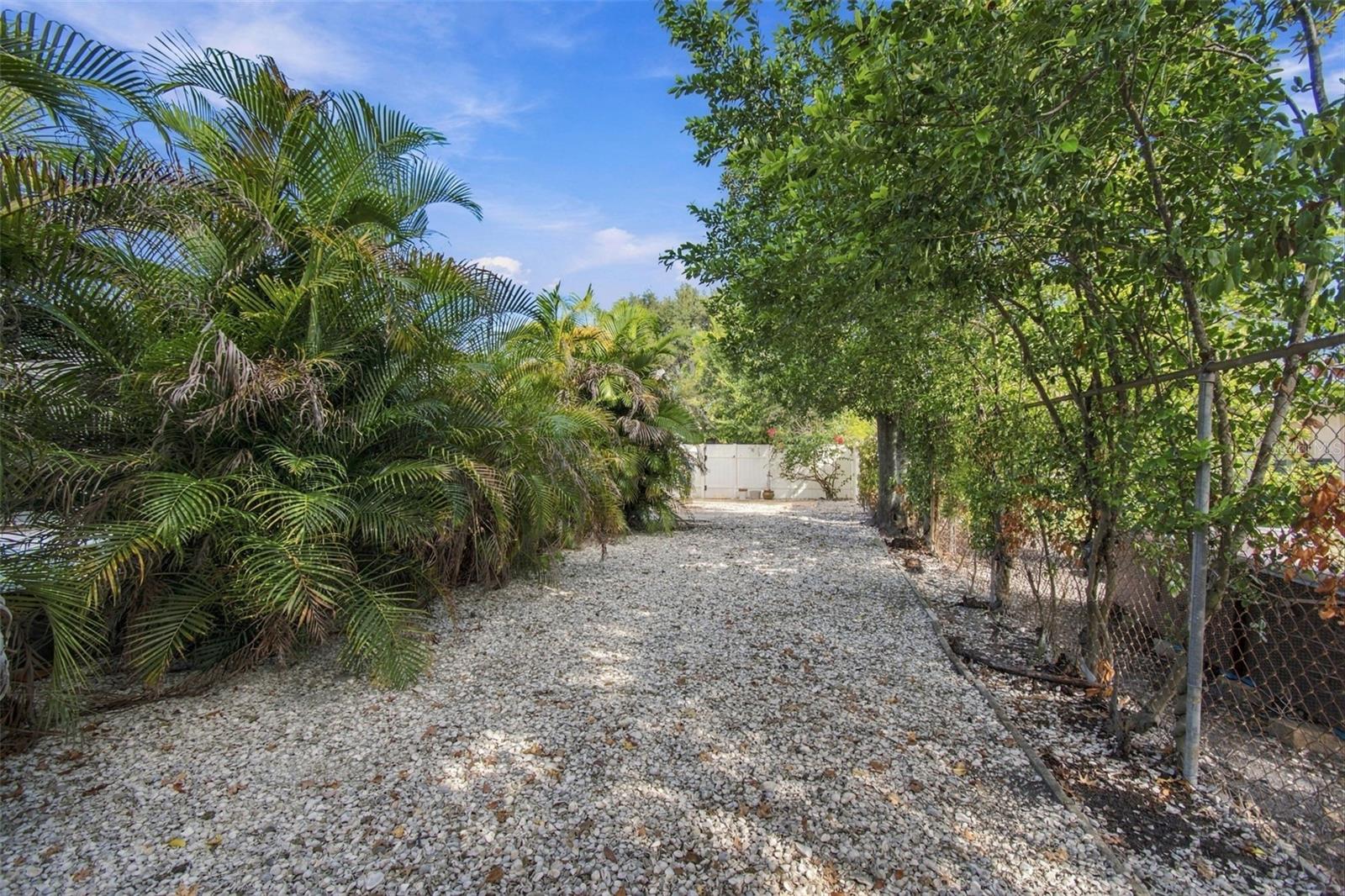 1889 BUGLE LANE, Clearwater, FL 33764