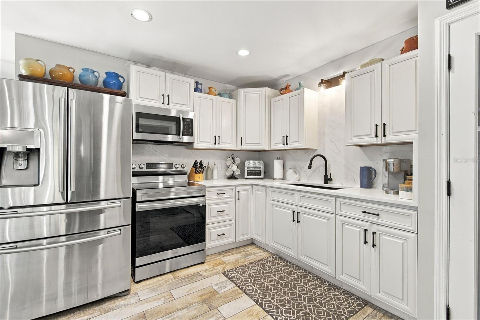 1889 BUGLE LANE, Clearwater, FL 33764