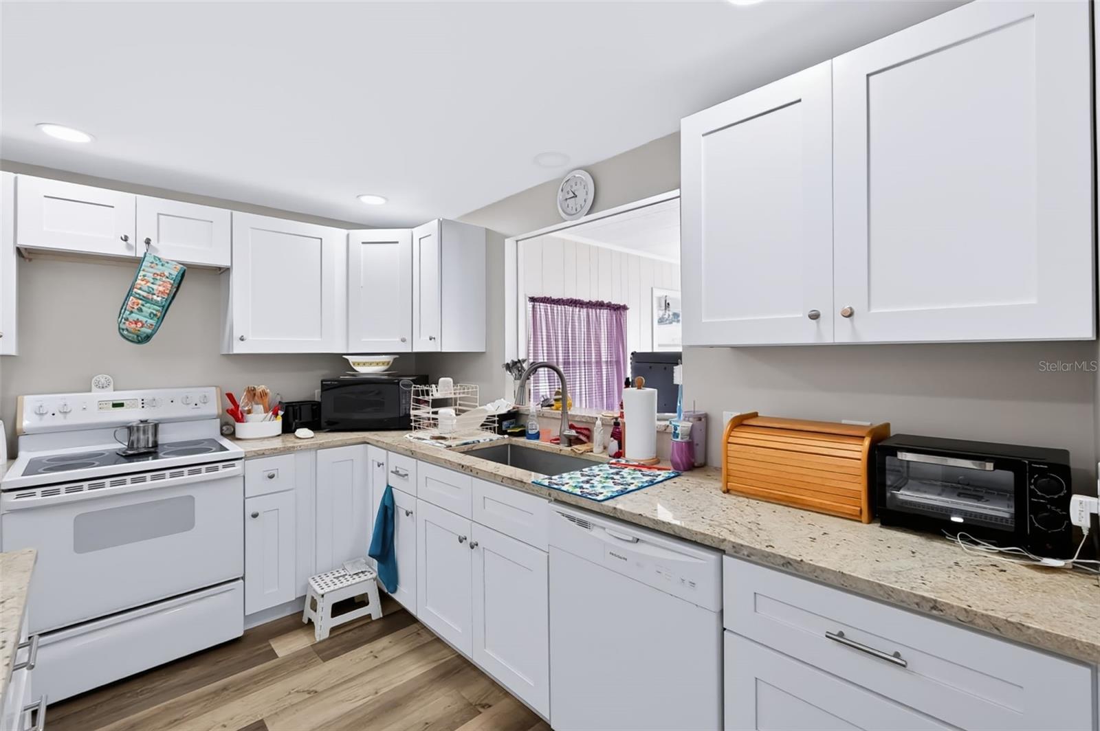 82306 1ST AVENUE N, #306, Pinellas Park, FL 33781