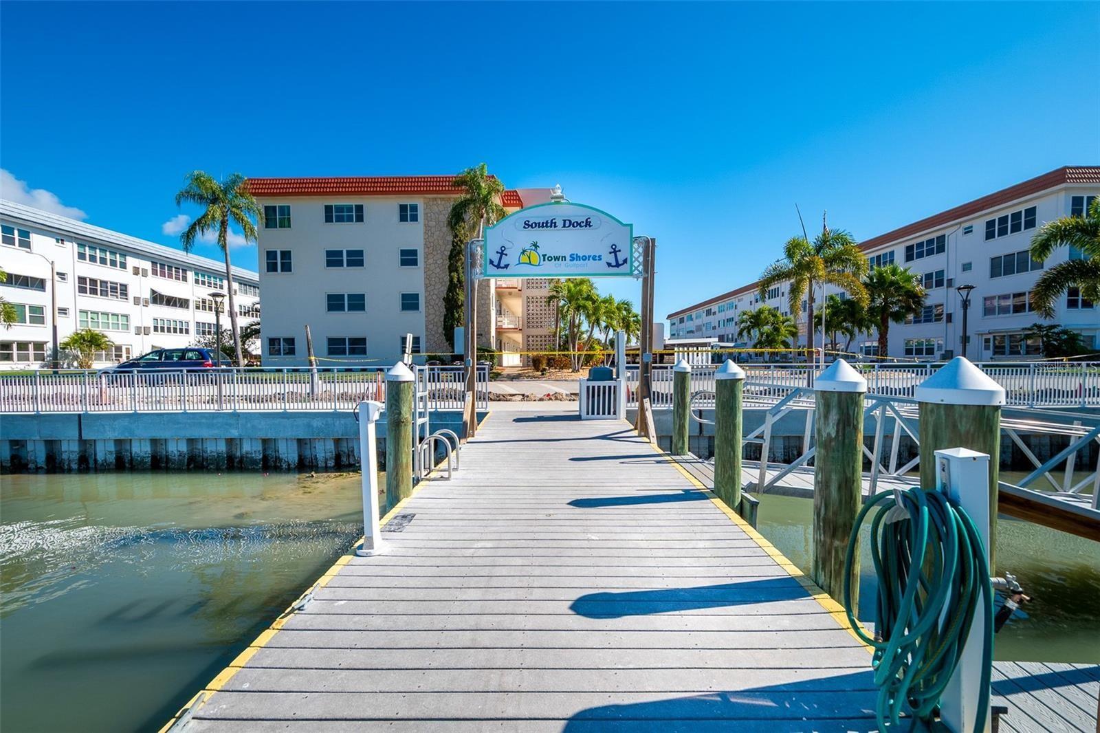 2960 59TH STREET S, #215, Gulfport, FL 33707