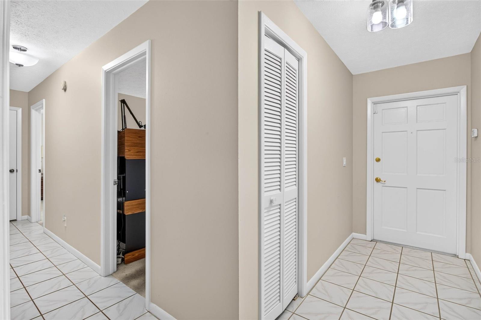 7220 WOODBROOK DRIVE, Tampa, FL 33625