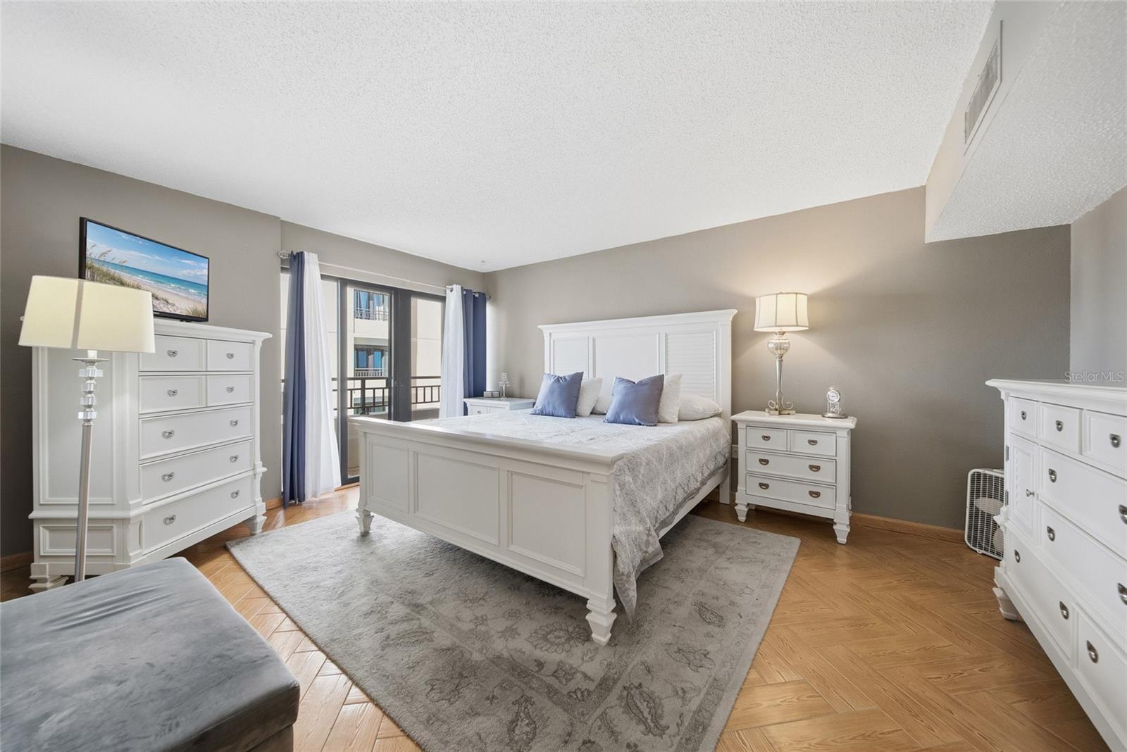 830 S GULFVIEW BOULEVARD, #604, Clearwater Beach, FL 33767