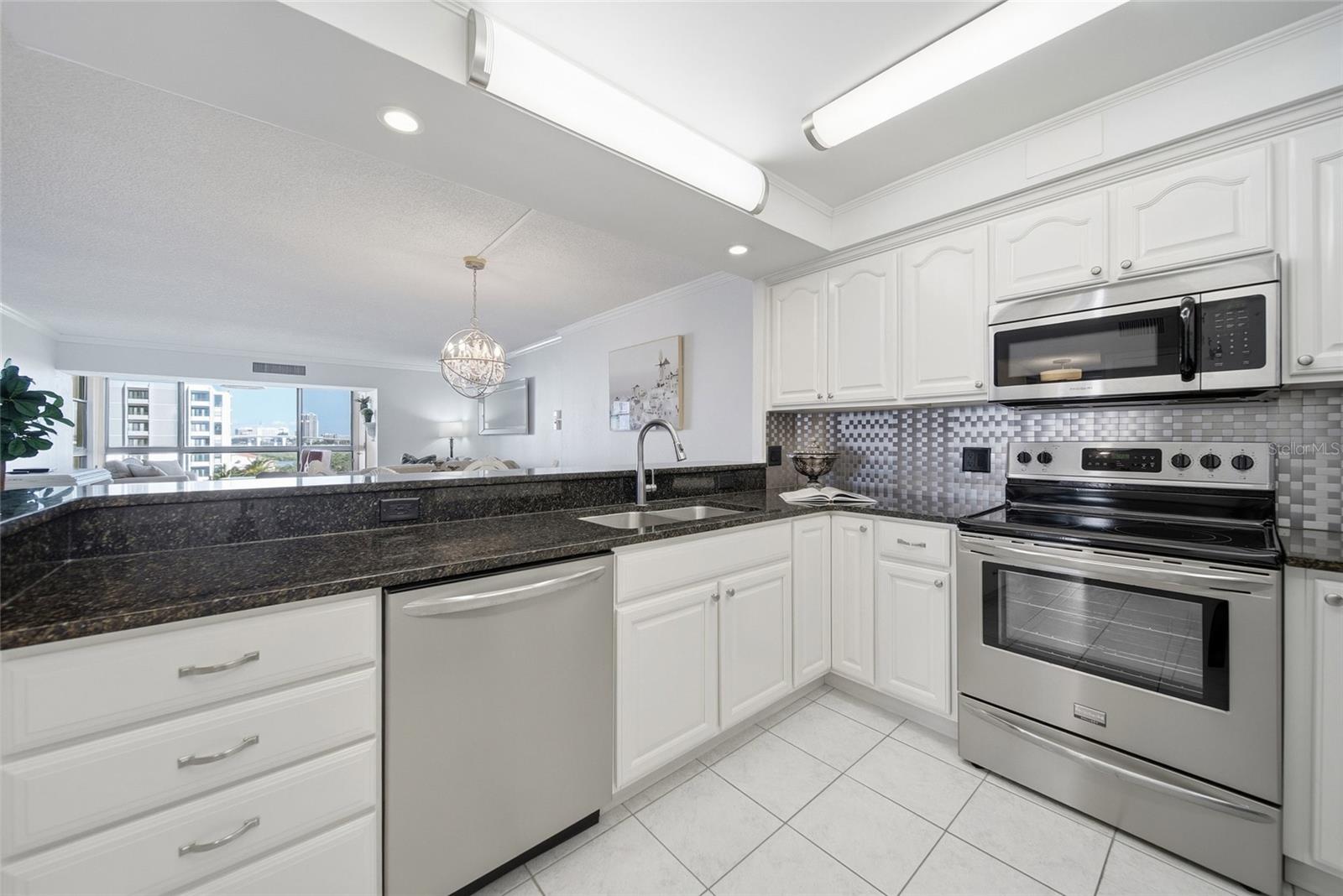 830 S GULFVIEW BOULEVARD, #604, Clearwater Beach, FL 33767