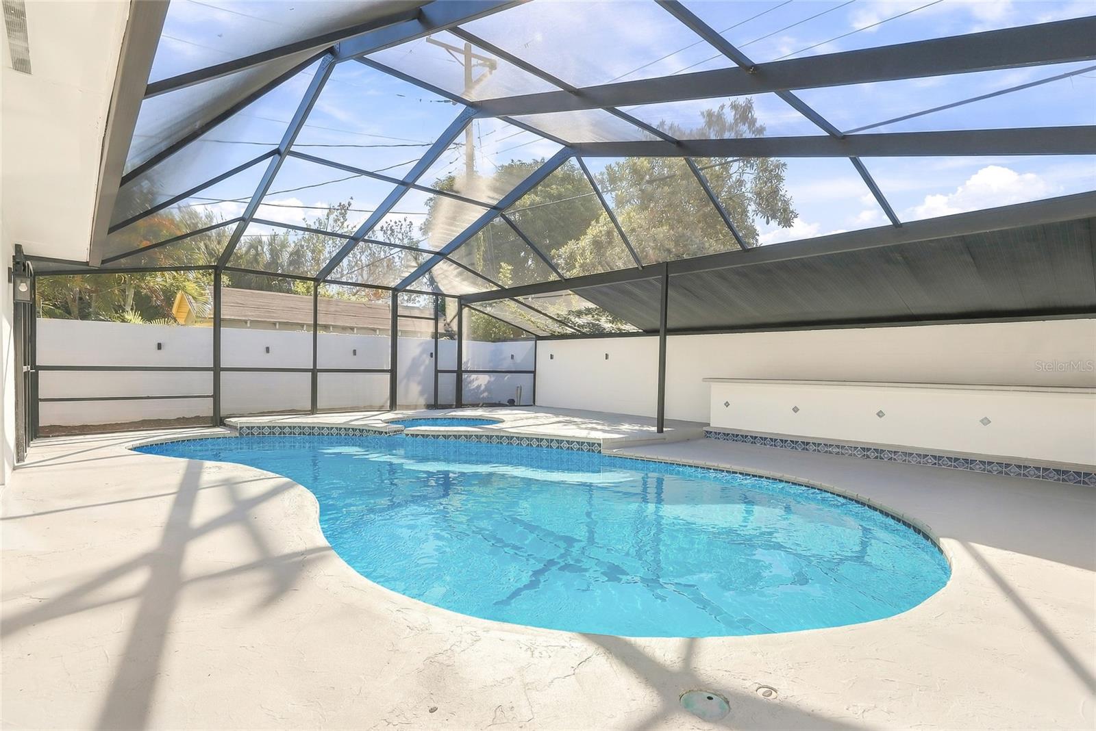 3112 S JULIA CIRCLE, Tampa, FL 33629