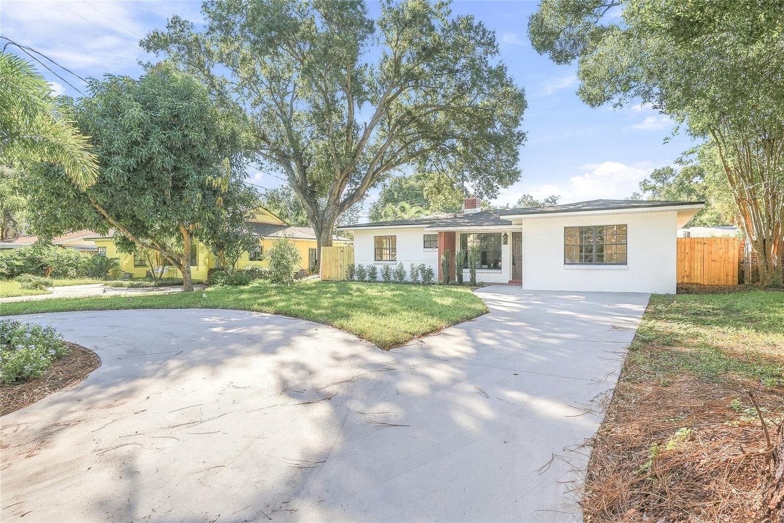 3112 S JULIA CIRCLE, Tampa, FL 33629