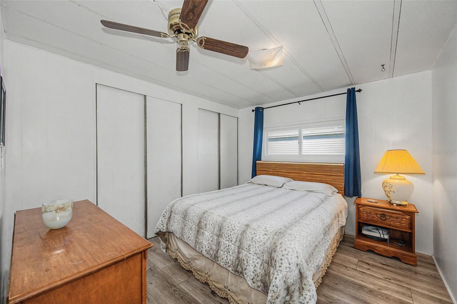 2nd bedroom