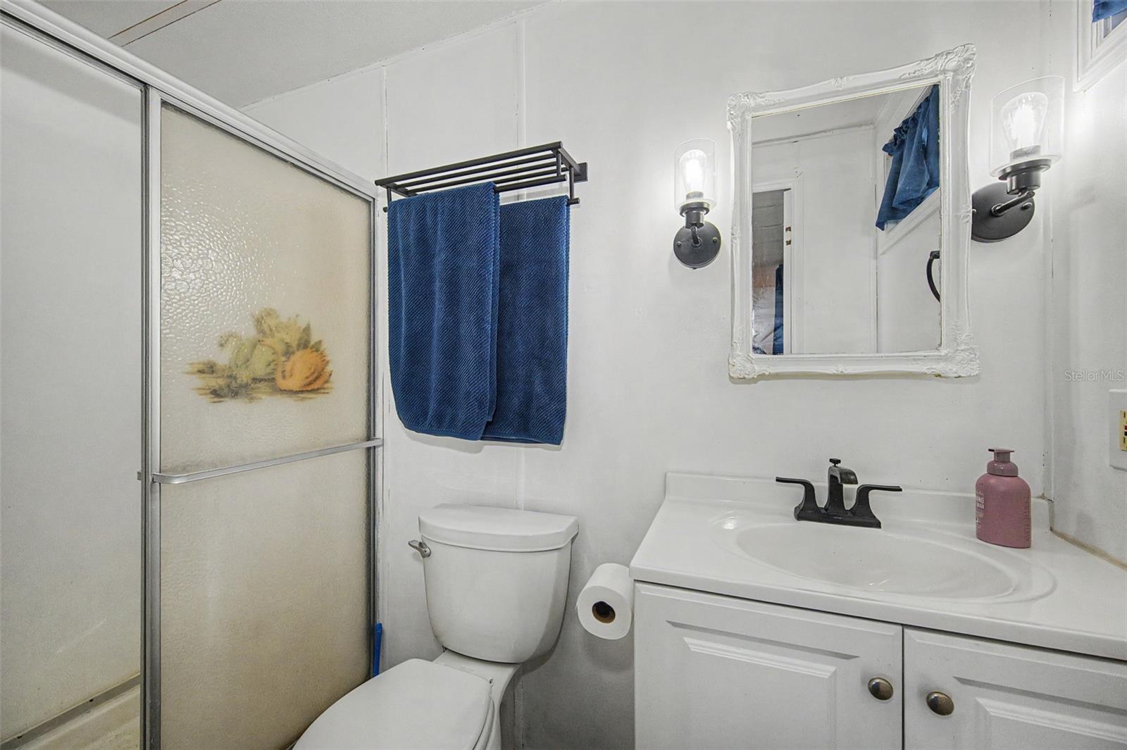 ensuite bath
