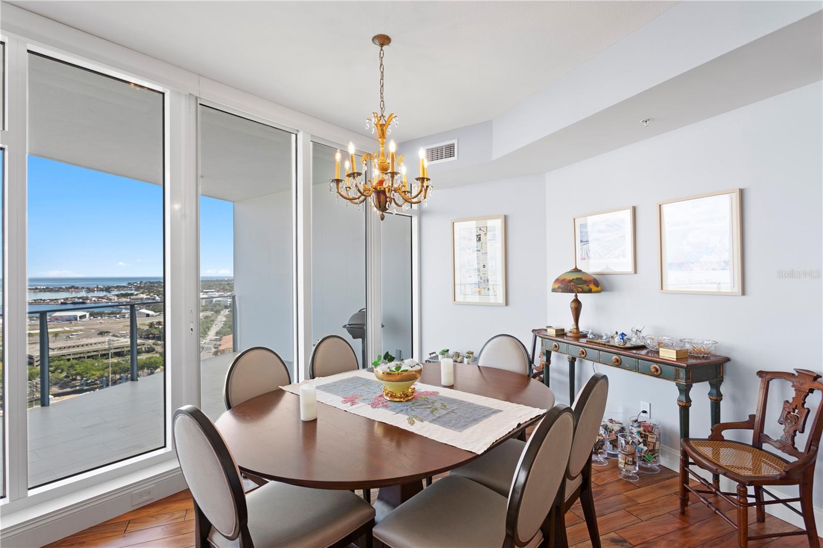 175 1ST STREET S, #2307, St Petersburg, FL 33701