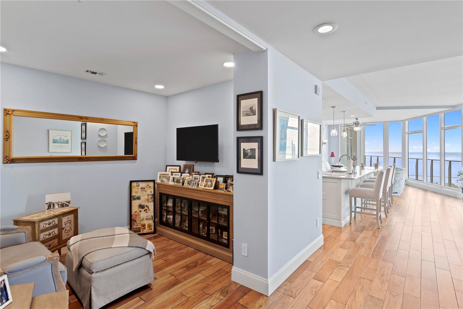 175 1ST STREET S, #2307, St Petersburg, FL 33701