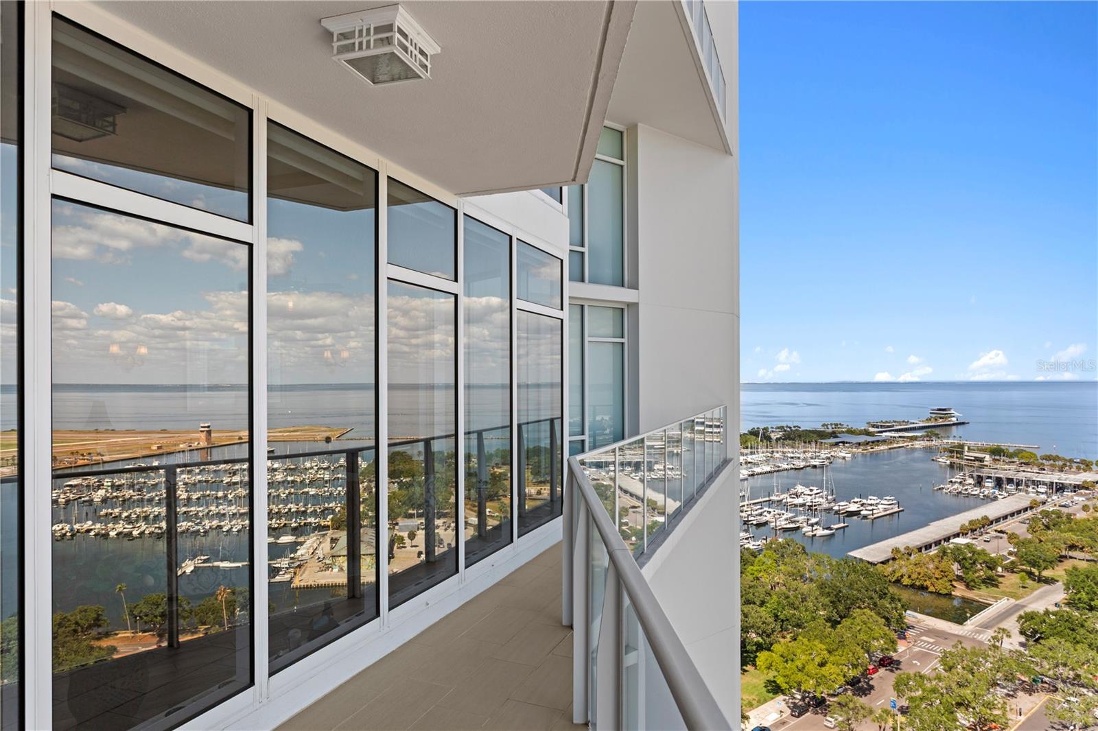 175 1ST STREET S, #2307, St Petersburg, FL 33701