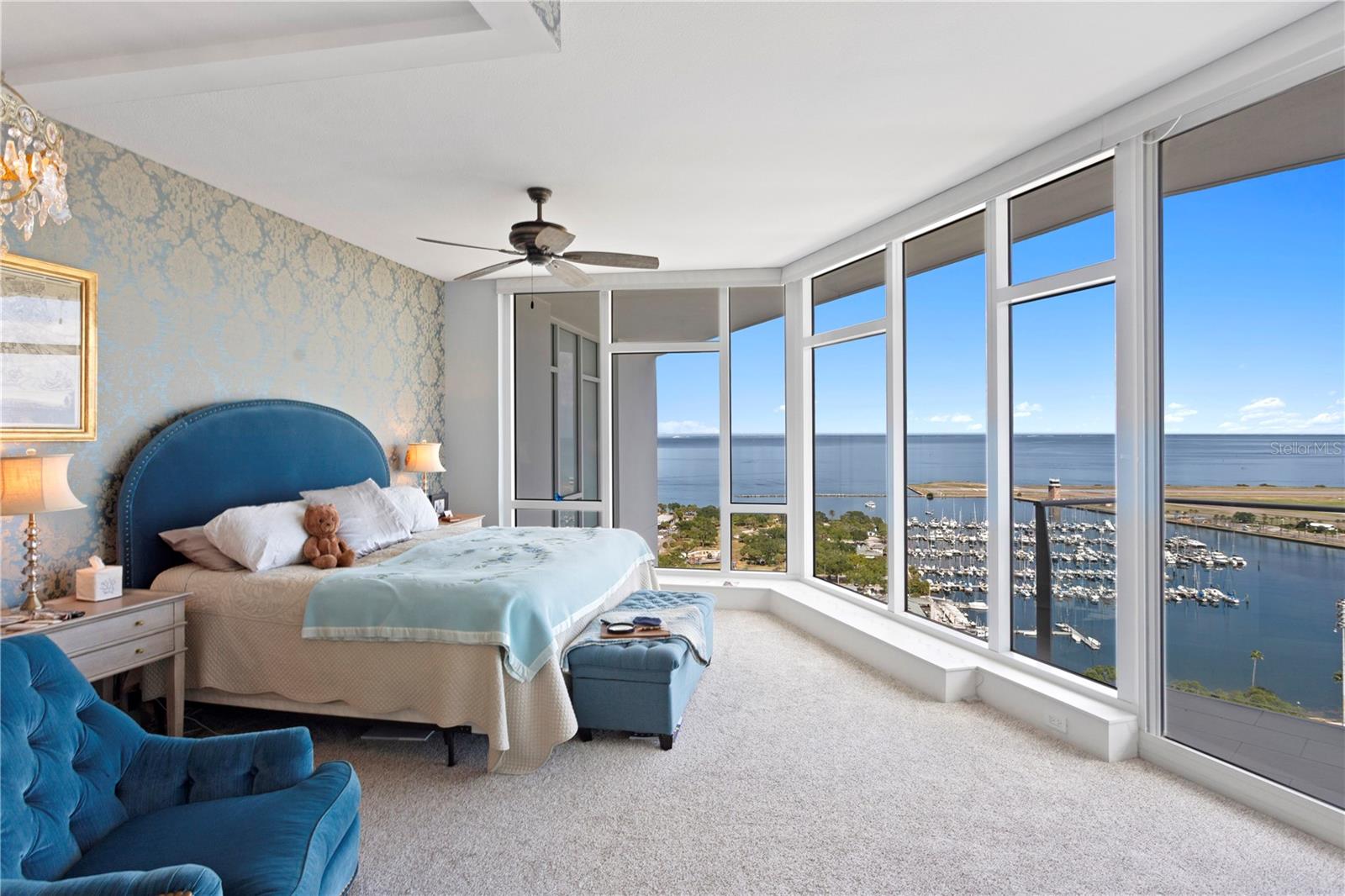 175 1ST STREET S, #2307, St Petersburg, FL 33701