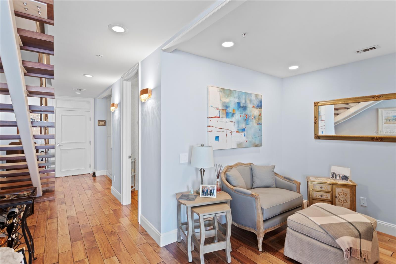 175 1ST STREET S, #2307, St Petersburg, FL 33701