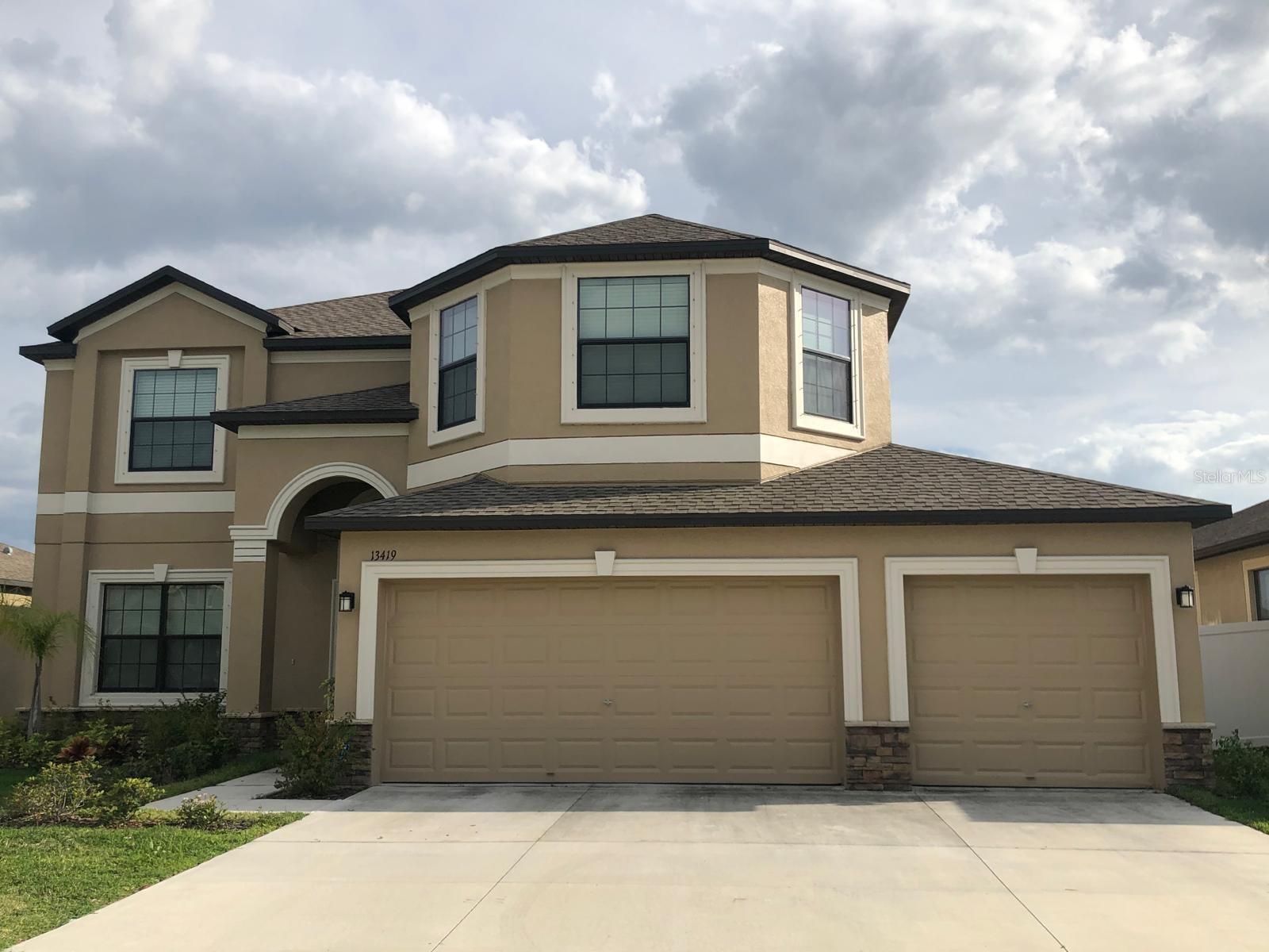 13419 WHITE SAPPHIRE ROAD, Riverview, FL 33579 13419 WHITE SAPPHIRE ROAD, Riverview, FL 33579