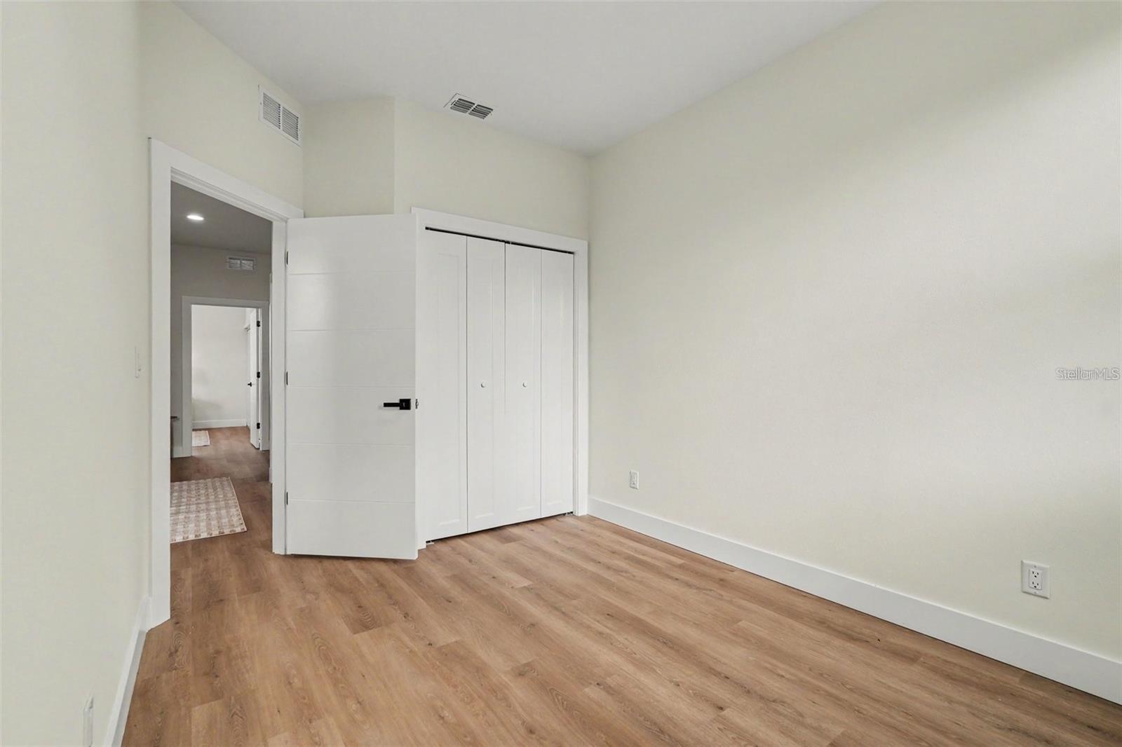3612 N GARRISON STREET, Tampa, FL 33619