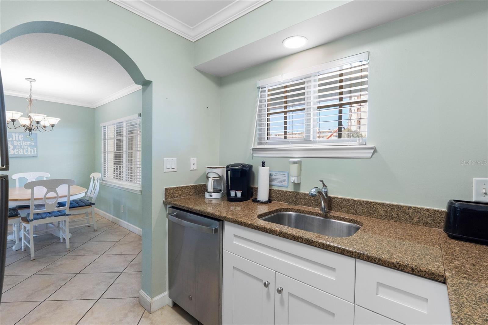 19417 GULF BOULEVARD, #B204, Indian Shores, FL 33785