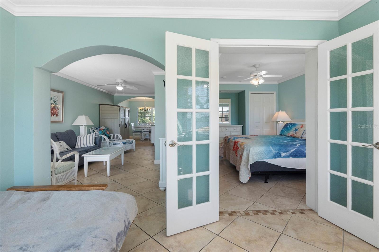19417 GULF BOULEVARD, #B204, Indian Shores, FL 33785