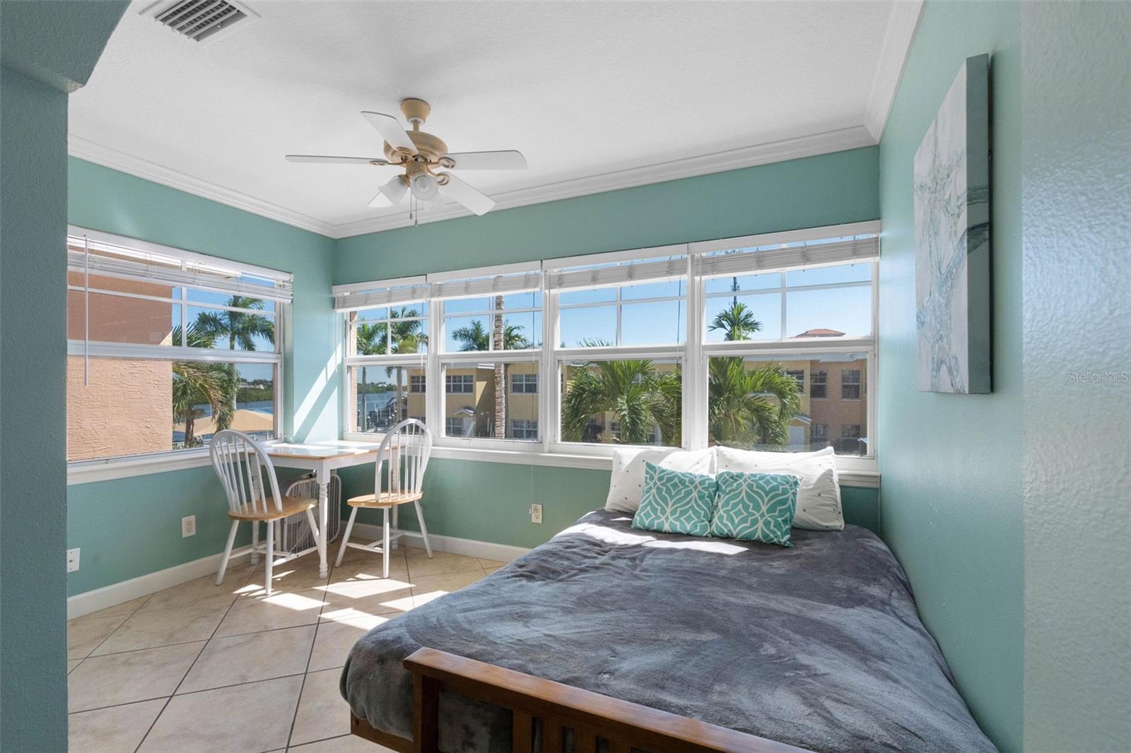 19417 GULF BOULEVARD, #B204, Indian Shores, FL 33785