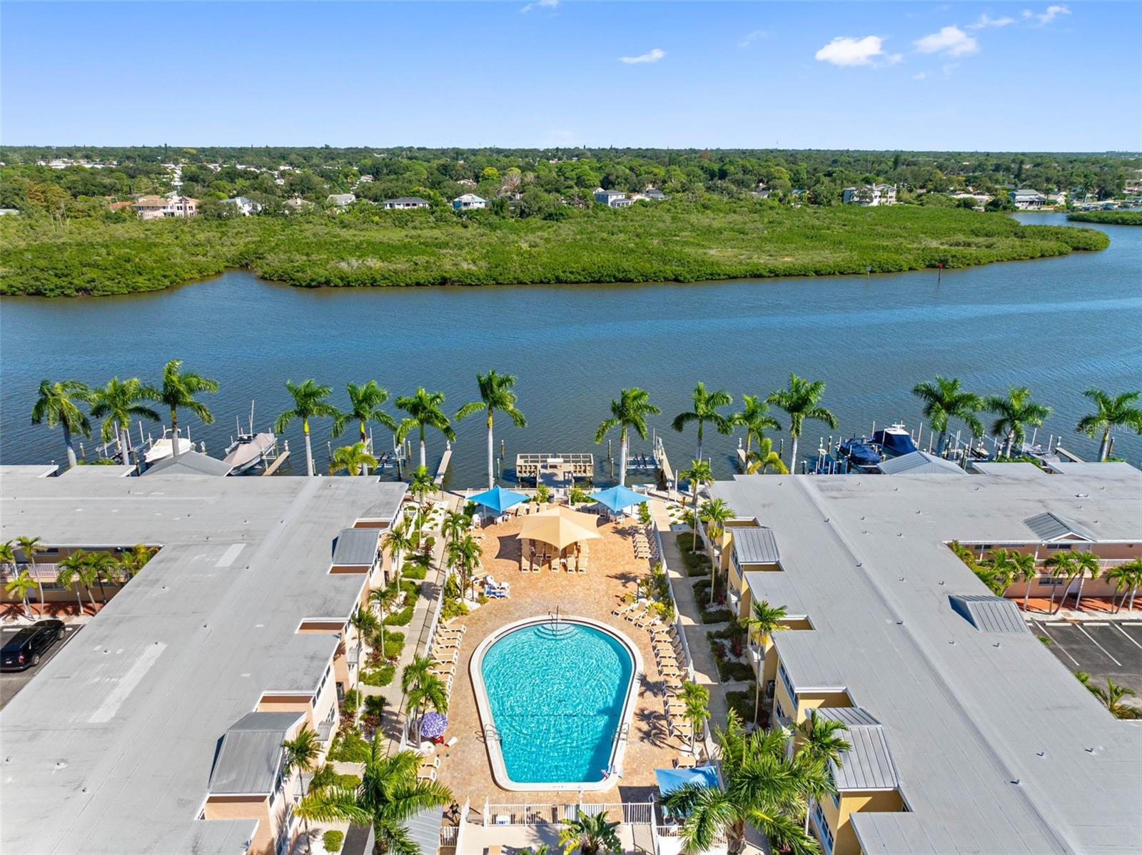 19417 GULF BOULEVARD, #B204, Indian Shores, FL 33785